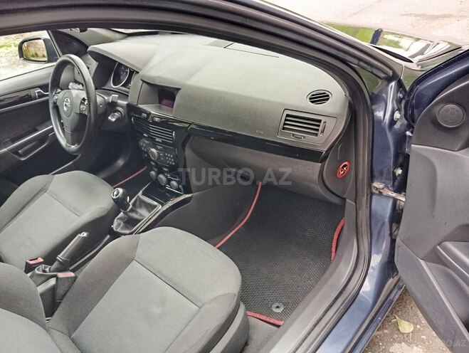 Opel Astra 2007, 250,000 km - 1.4 l - Şəki