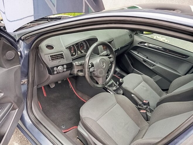 Opel Astra 2007, 250,000 km - 1.4 l - Şəki
