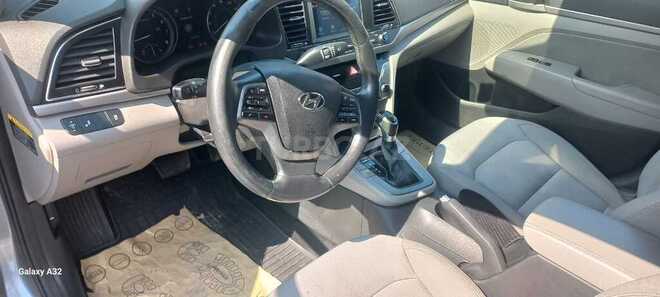 Hyundai Elantra 2016, 190,000 km - 2.0 л - Bakı