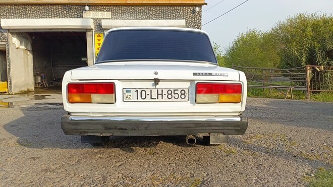 LADA (VAZ) 2107 2003, 76,000 km - 1.6 l - İmişli