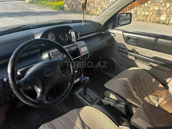 Nissan X-Trail 2001, 320,000 km - 2.0 л - Quba