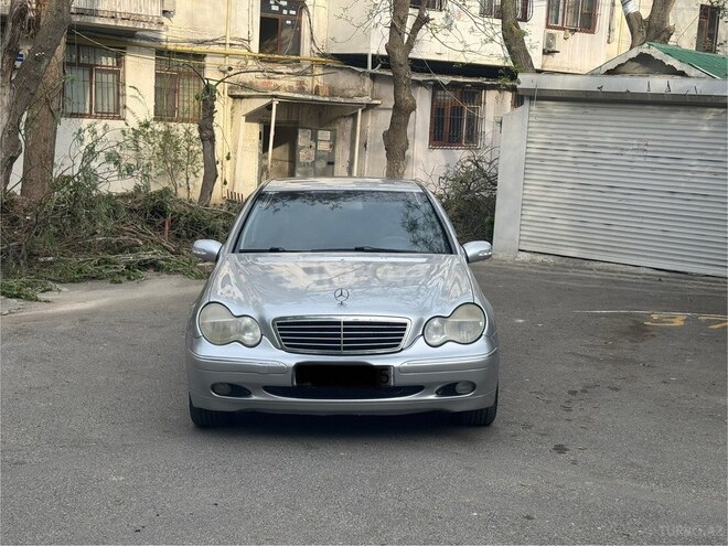 Mercedes C 240 2001, 3,211,222 km - 2.4 l - Bakı
