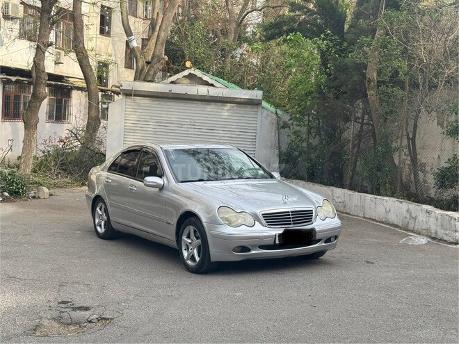 Mercedes C 240 2001, 3,211,222 km - 2.4 l - Bakı