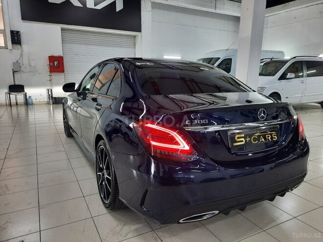 Mercedes C 300-6