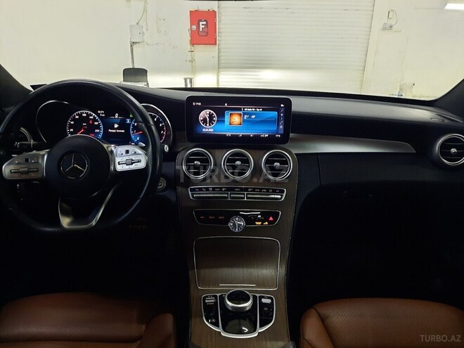 Mercedes C 300-17