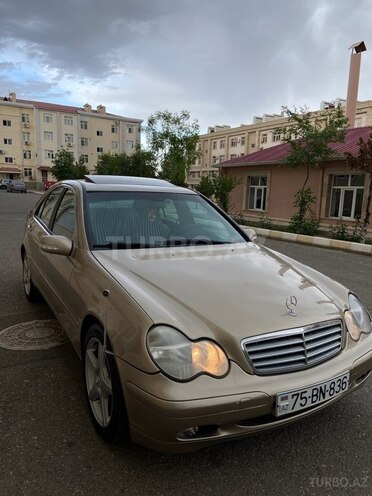 Mercedes C 200 2000, 111,111 km - 2.0 l - Naxçıvan