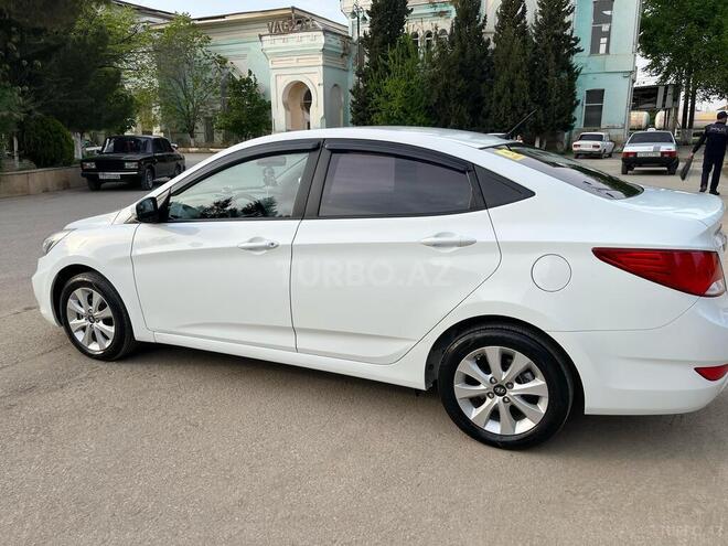 Hyundai Accent 2014, 168,000 km - 1.4 l - Şirvan