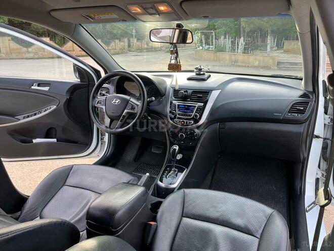 Hyundai Accent 2014, 168,000 km - 1.4 l - Şirvan