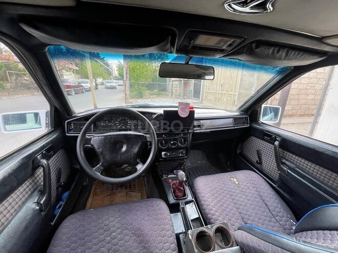 Mercedes 190 1991, 280,000 km - 2.0 l - Bakı