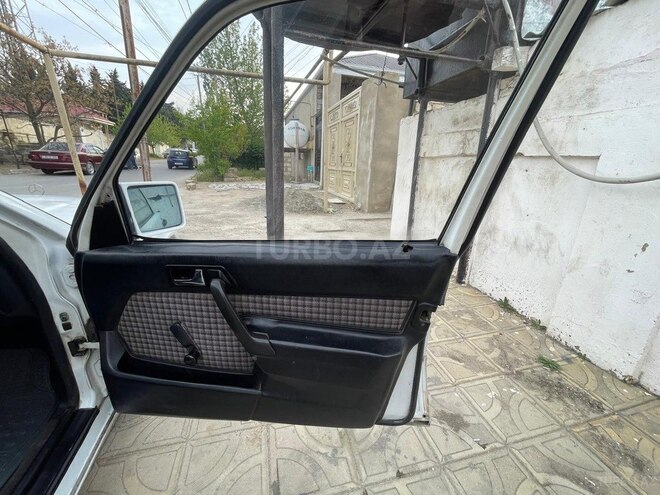 Mercedes 190 1991, 280,000 km - 2.0 l - Bakı