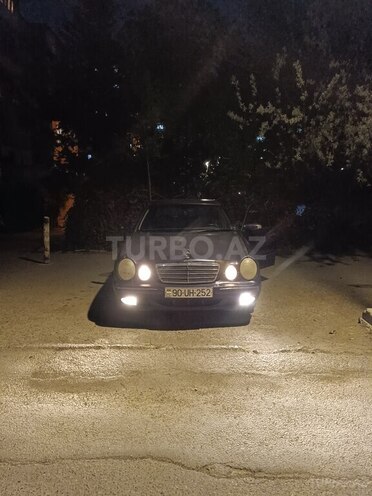 Mercedes E 220 d 2000, 454,000 km - 2.2 l - Bakı