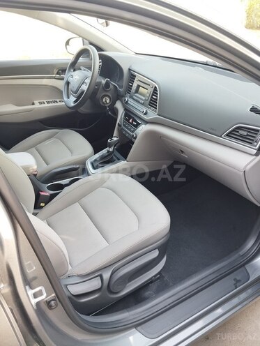 Hyundai Elantra 2017, 63,500 km - 2.0 l - Mingəçevir