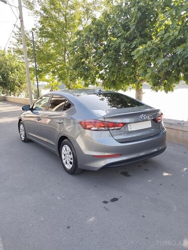 Hyundai Elantra 2017, 63,500 km - 2.0 l - Mingəçevir