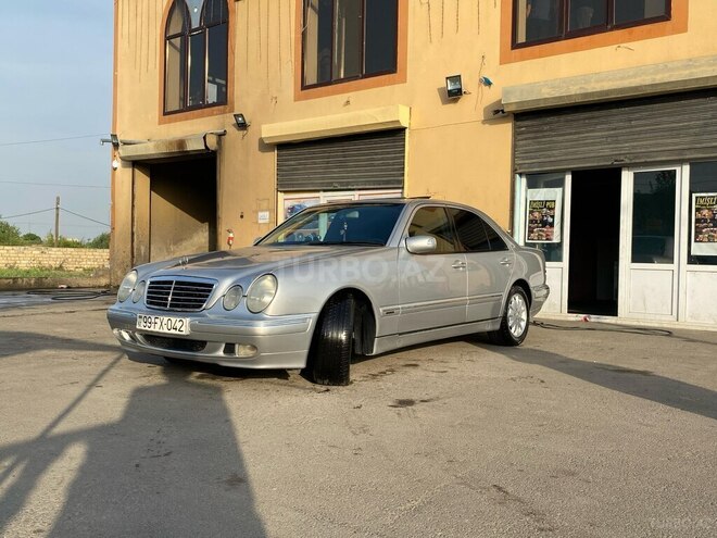 Mercedes E 240 2000, 239,616 km - 2.6 l - İmişli