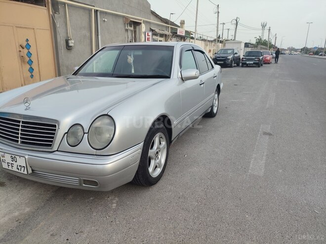 Mercedes E 320 1998, 245,257 km - 3.2 l - Bakı