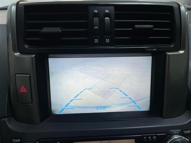 Toyota Land Cruiser Prado-17