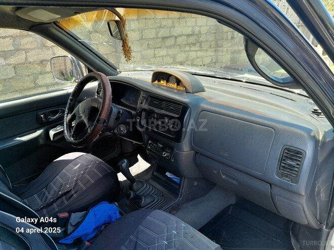 Mitsubishi L200 2003, 229,397 km - 2.5 l - Biləsuvar