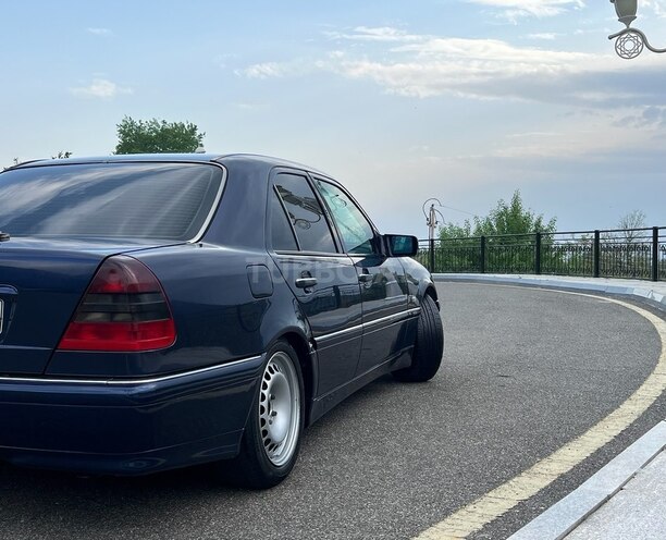 Mercedes C 180 1997, 478,000 km - 1.8 l - Qəbələ