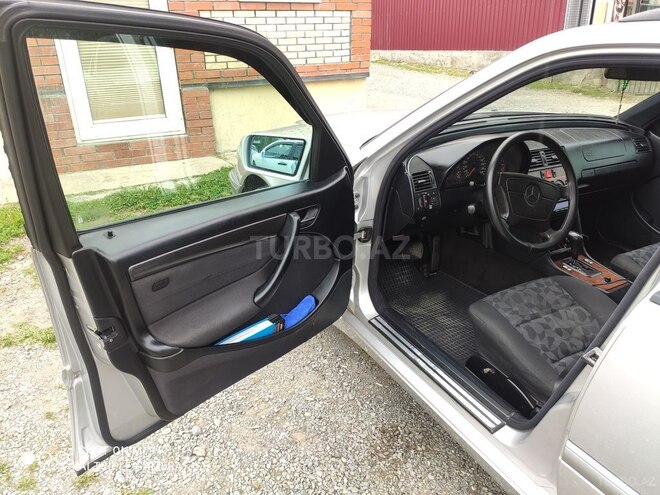 Mercedes C 180 1997, 255,000 km - 1.8 l - Şəki