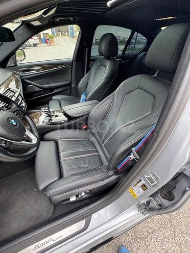 BMW 530-9