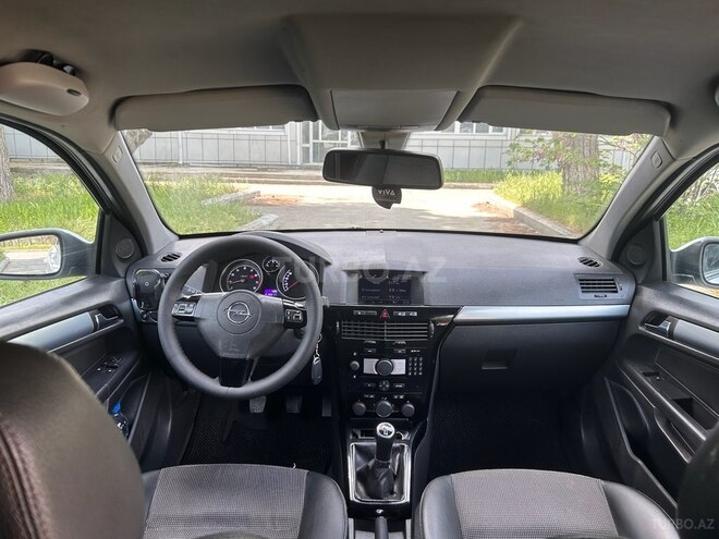 Opel Astra 2009, 218,000 km - 1.4 l - Bakı