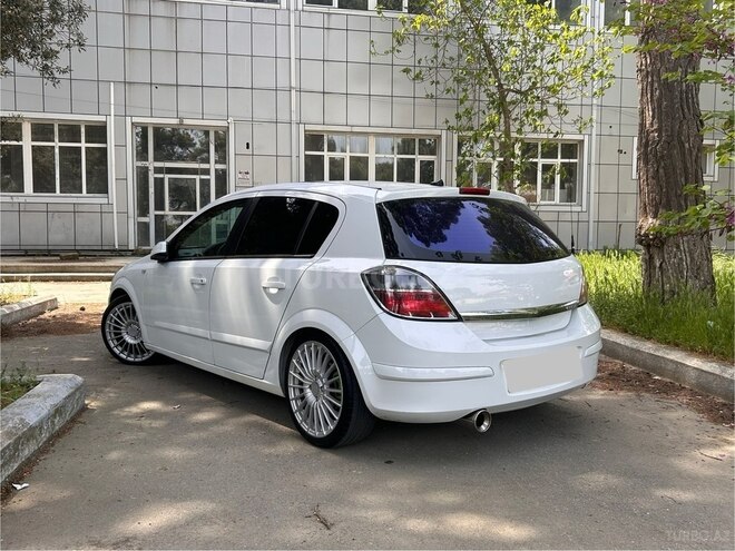 Opel Astra 2009, 218,000 km - 1.4 l - Bakı