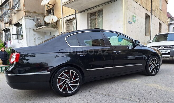 Volkswagen Passat 2006, 202,580 km - 2.0 l - Bakı
