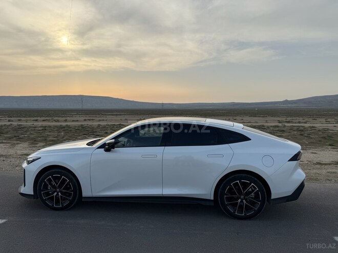 Changan  2024, 4,200 km - 1.5 l - Bakı
