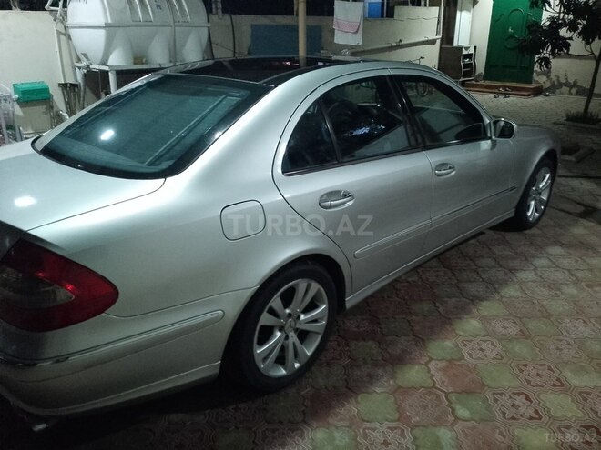 Mercedes E 270 2002, 318,999 km - 2.7 l - Beyləqan