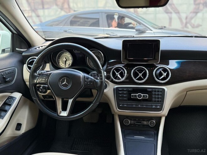 Mercedes GLA 250 4MATIC 2015, 188,000 km - 2.0 л - Bakı