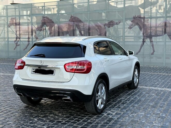 Mercedes GLA 250 4MATIC 2015, 188,000 km - 2.0 л - Bakı