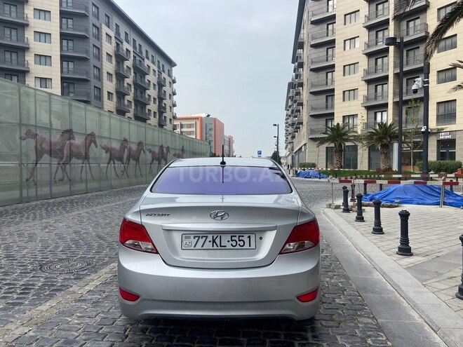Hyundai Accent 2015, 120,000 km - 1.6 л - Bakı