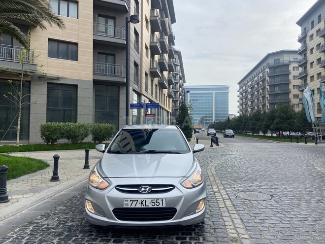 Hyundai Accent 2015, 120,000 km - 1.6 л - Bakı