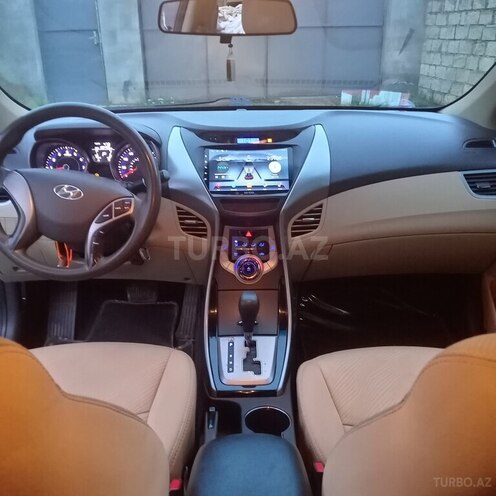 Hyundai Elantra 2013, 120,000 km - 1.8 l - Ağcabədi