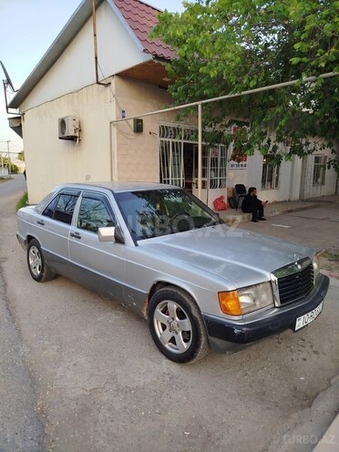 Mercedes 190 1990, 444,000 km - 2.3 l - Zərdab