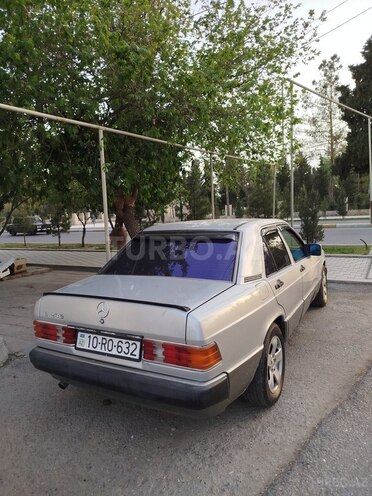 Mercedes 190 1990, 444,000 km - 2.3 l - Zərdab
