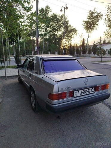 Mercedes 190 1990, 444,000 km - 2.3 l - Zərdab