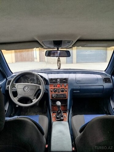 Mercedes C 180 1999, 313,000 km - 1.8 l - Bakı