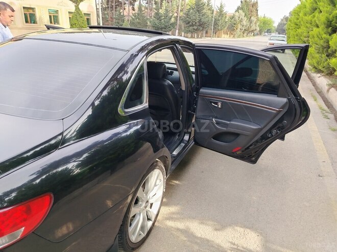 Hyundai Grandeur 2010, 220,000 km - 2.7 l - Salyan