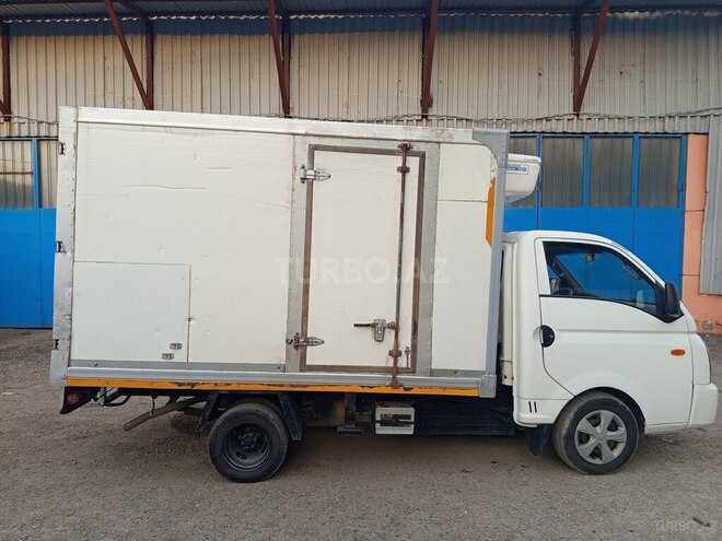 Hyundai H 100 2014, 213,770 km - 2.6 l - Bakı