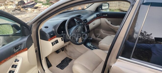 Toyota Avensis 2005, 313,903 km - 2.0 l - Bakı