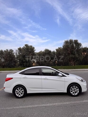 Hyundai Accent 2015, 171,600 km - 1.4 л - Bakı