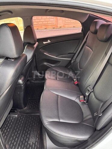 Hyundai Accent 2015, 171,600 km - 1.4 л - Bakı