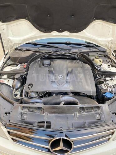 Mercedes C 220 d 2007, 422,459 km - 2.2 l - Bakı