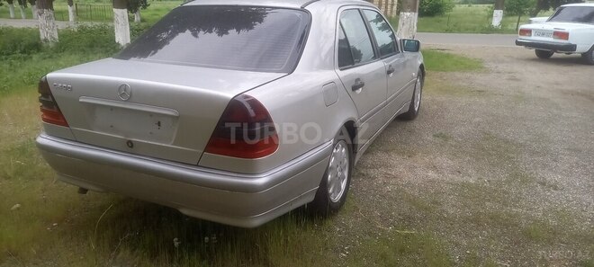 Mercedes C 180 2008, 254,786 km - 1.8 л - Masallı