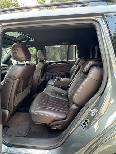 Mercedes GLS 400 4MATIC 2018, 90,000 km - 3.0 л - Bakı