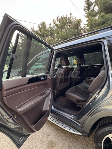 Mercedes GLS 400 4MATIC 2018, 90,000 km - 3.0 л - Bakı