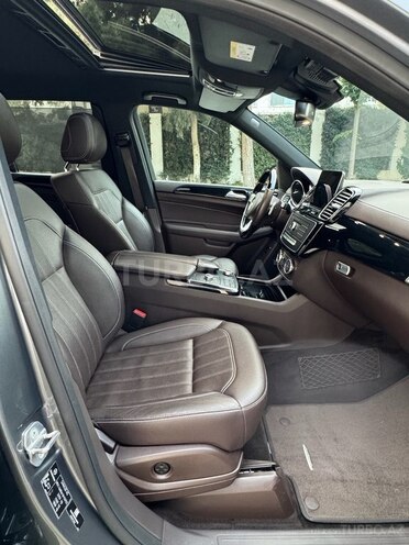 Mercedes GLS 400 4MATIC 2018, 90,000 km - 3.0 л - Bakı