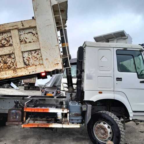 HOWO Sinotruk 2011, 214,000 km - 9.7 l - Bakı