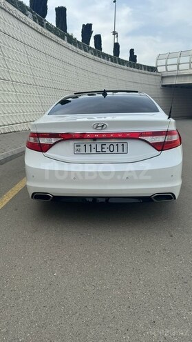 Hyundai Grandeur 2015, 232,900 km - 2.2 l - Bakı